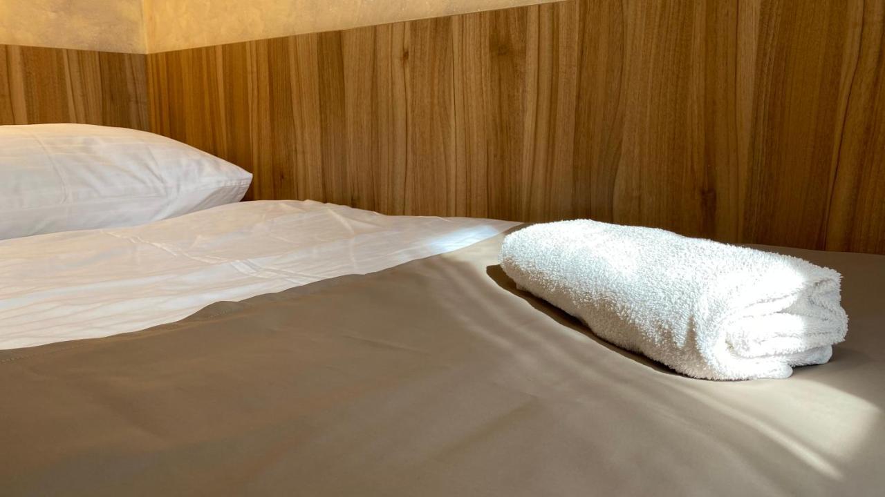 Penzion Pri Kastieli Bratislava Exteriör bild