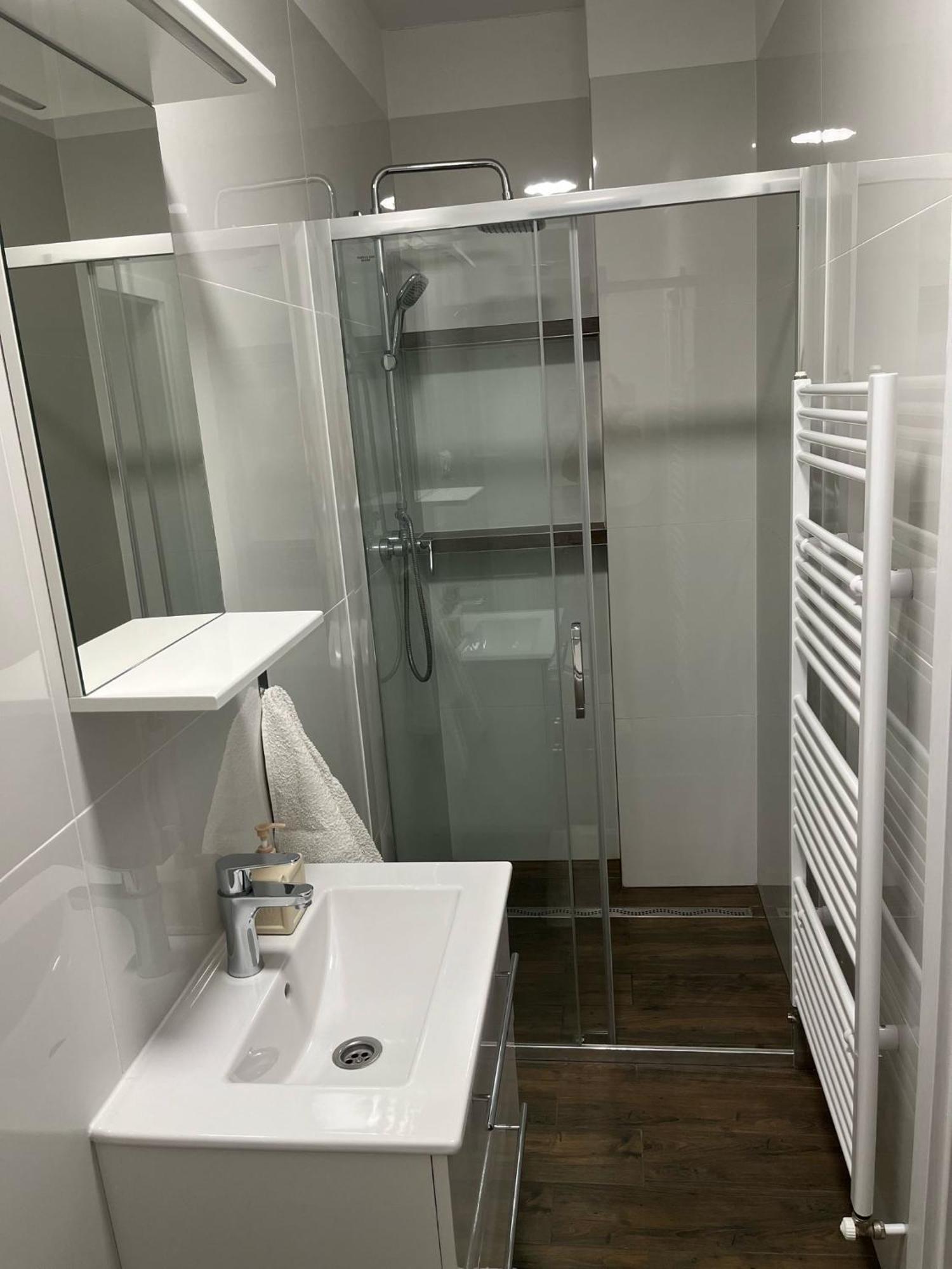Penzion Pri Kastieli Bratislava Exteriör bild