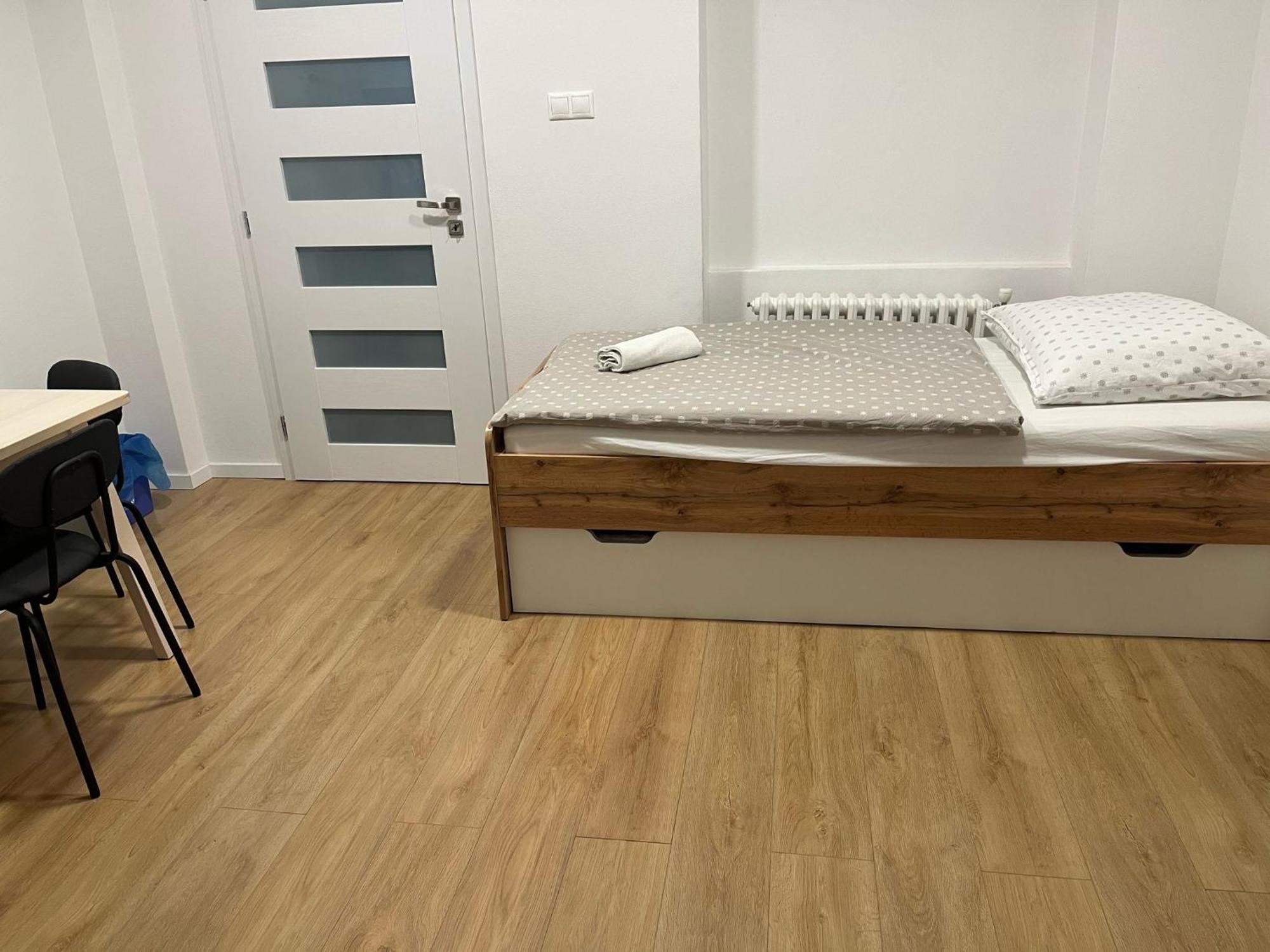 Penzion Pri Kastieli Bratislava Exteriör bild